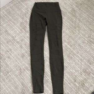 Lululemon mesh leggings